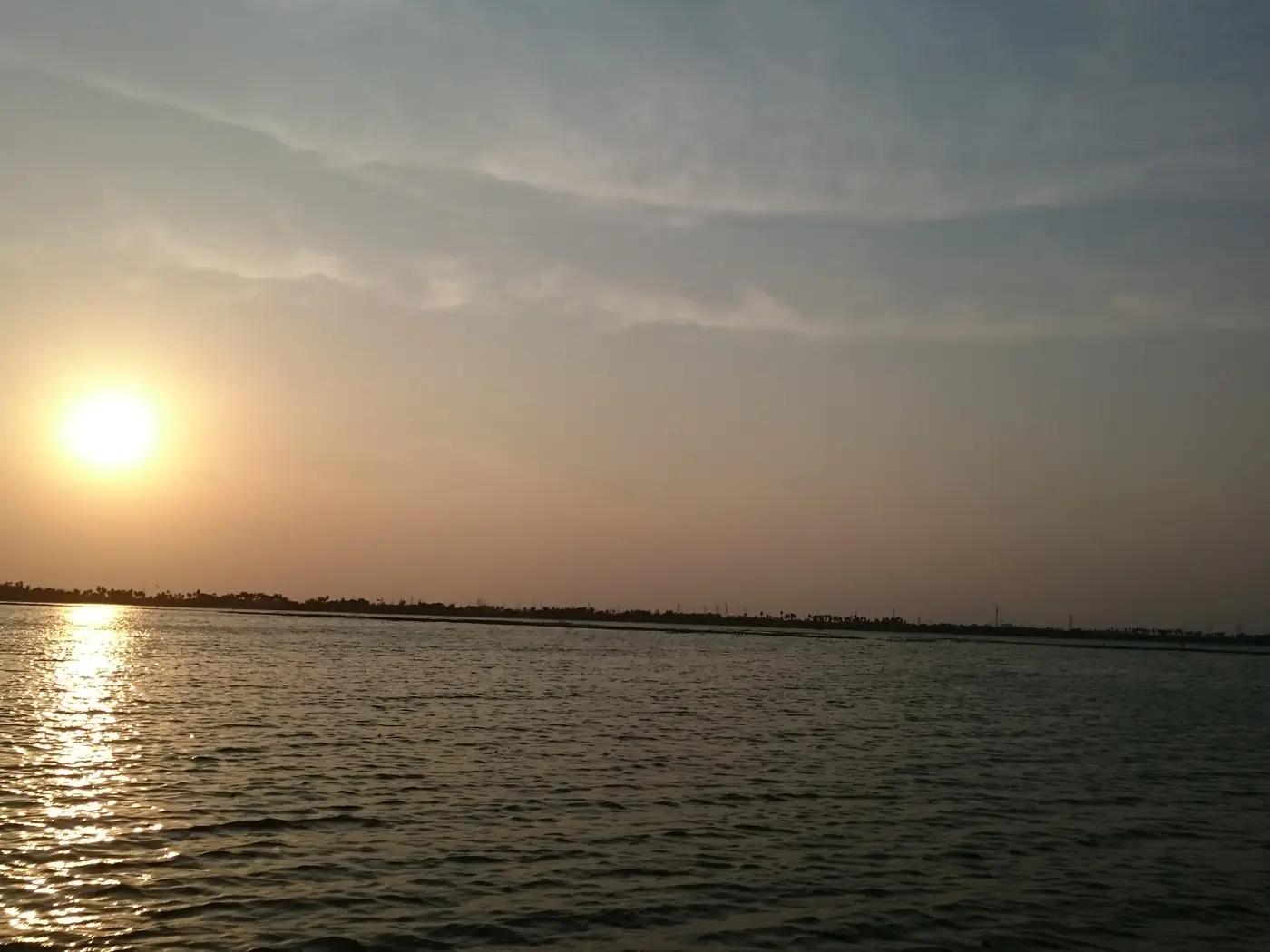 Sunset over Ousteri Lake, on the road to Garuda Park